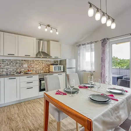 Apartman Family Marea *